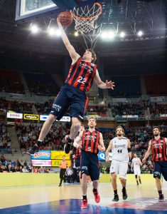 Gherardini y Obradovic quieren al baskonista Heurtel para su Fenerbahce