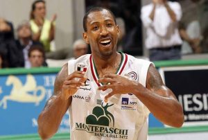 Cuelga las botas Bootsy Thornton, adiós a un clásico del basket europeo