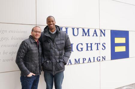 Jason Collins hace historia en la NBA y Claver anota por primera vez en esta temporada