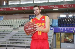 Nemanja Radovic renueva para ser un pilar del nuevo UCAM Murcia