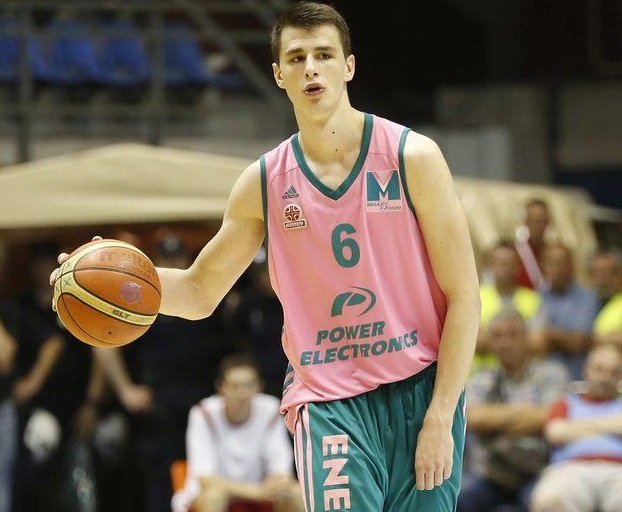 Se vende estrella balcánica: Nemanja Dangubic interesa a CAI Zaragoza y Laboral Kutxa