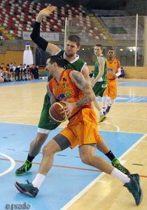 Nick Washburn, importante refuerzo para la pintura de Amics Castelló