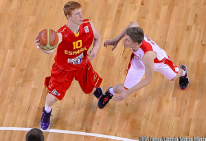 U20M Semifinales: Oriol Pauli mete a España en la final contra Turquía (VIDEO)