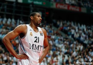 Darden cambia Madrid por Olympiacos. Reggio Emilia sorprende con el MVP Diener