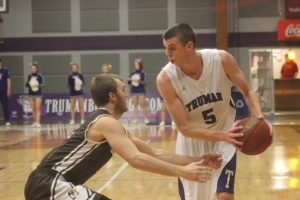 Cocinas.com vuelve a fijarse en la NCAA: Llegará Mike Carlson