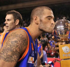 Pep Ortega y Van Oostrum, muy cerca de La Bruixa d’Or Manresa