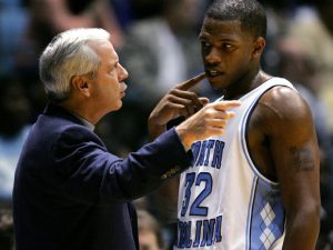Declaraciones de Rashad McCants hacen volver los fantasmas académicos a North Carolina