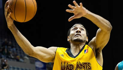 UCAM Murcia se lleva al completo Sadiel Rojas y Robbie Hummel planta a Unicaja