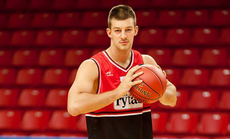 Stevan Jelovac, recursos anotadores para la pintura del CAI. Así juega (Video)