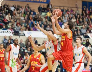 Berni Rodríguez, villano en Sevilla, firma su reconciliación