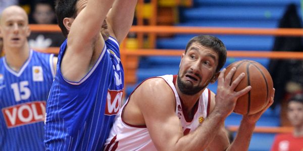 Goran Suton, el ‘4’ que le faltaba al FIATC Joventut; Nacho Martín se decide por el Estu