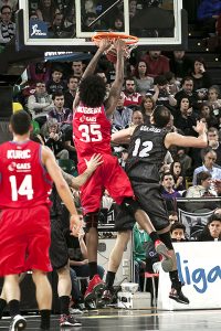 Lucas Nogueira ya es un Raptor
