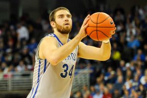 La implacable muñeca de Ethan Wragge, socio de McDermott en Creighton, a Bilbao