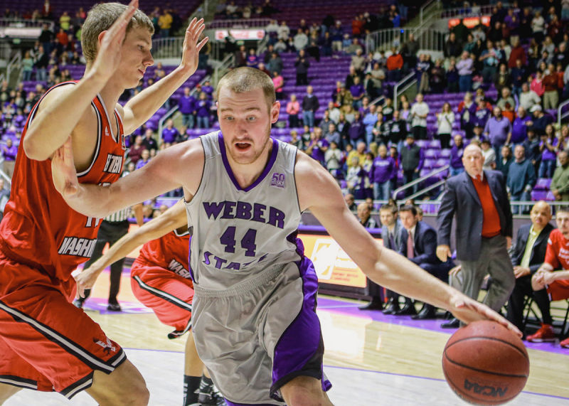 El pivot Kyle Tresnak, primer refuerzo norteamericano para el UFA Oviedo