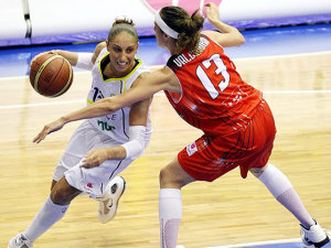 Las Mercury vencen por 29 puntos de margen y culminan un récord histórico