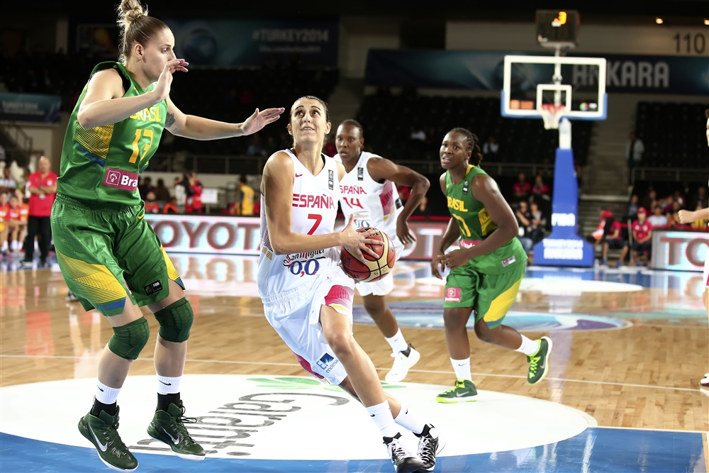 España arrasa a Brasil (83-56); Serbia planta cara a EE.UU. y sufre Turquía