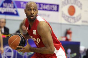 El ex Olympiacos Mardy Collins rumbo a Baloncesto Sevilla como sustituto de McNeal