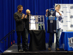 Día de nuevos uniformes y los Grizzlies le dan una oportunidad a Beasley