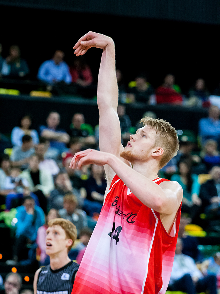 Rasmus Larsen, el enigma del One Hit Wonder que cambia Manresa por Charleroi