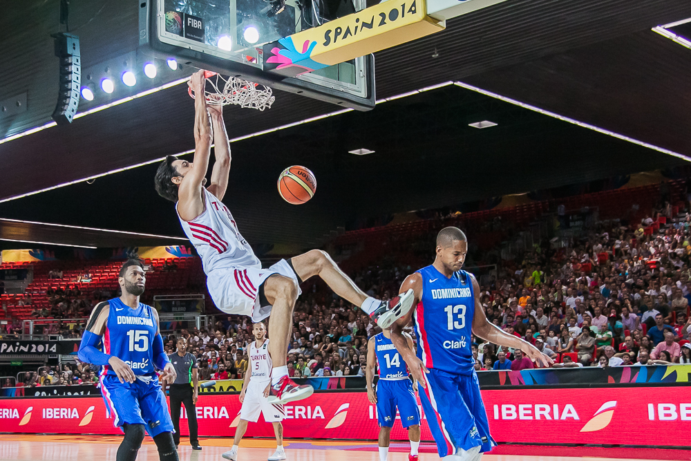 Grupo C (J5): Nueva Zelanda, Turquía y Dominicana, a octavos. Adiós a la Manada de Lobos