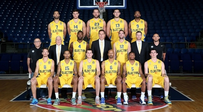 Maccabi Electra y su nuevo equipo. Primera prueba en la Copa Intercontinental