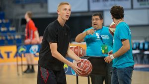 Josh Ruggles revalida título y la ACB vuelve a lograr impacto mediático (VIDEO)