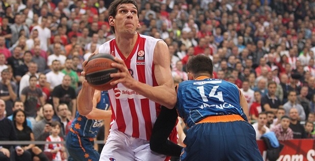 El gigantón Marjanovic complica la vida a Valencia Basket (76-63) VIDEO