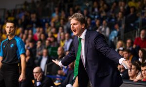 Más “caso Roth”: de tercer entrenador a auxiliar y ratificado por Galilea