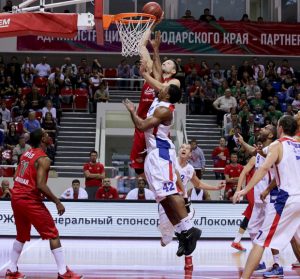 Intenso arranque VTB: Hodge impulsa al Zenit y CSKA tropieza ante Lokomotiv, nuevo líder