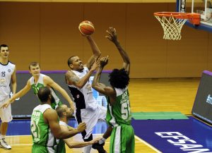 Duelo anotador Acker (34) vs DeVries (38). Tour de force sin premio para Osman