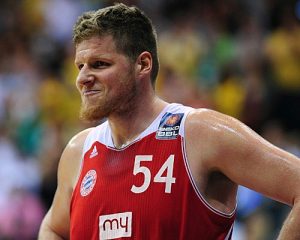 John Bryant ‘is back’ en la jornada dominada por Jamel McLean (42 pts valoración)