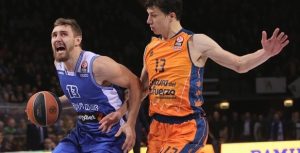Naufragio taronja en Lituania y Valencia Basket, contra las cuerdas (94-87)