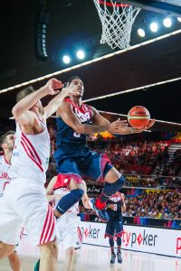 Golden State se quema en Arizona; Toronto lidera el Este por primera vez en su historia