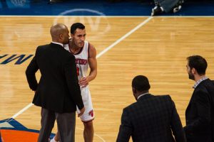 Los Knicks despiden a Fisher; Kurt Rambis será el entrenador interino