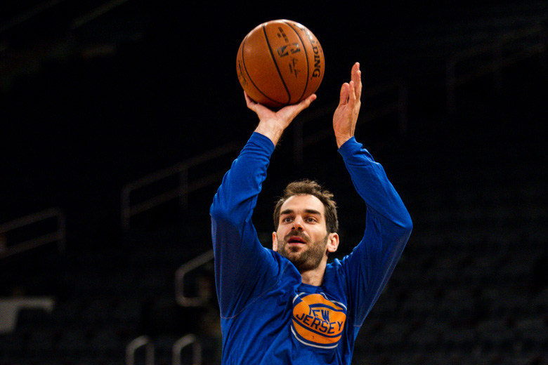 Calderón brilla en su vuelta a Dallas. Messina hace historia. Curry bombardea Florida