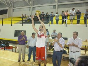 Otro mordisco del Yacaré: un nuevo título para Fede Kammerichs