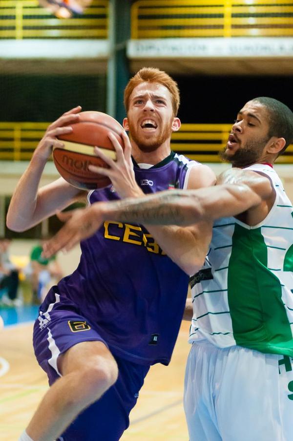 Amics y Cáceres, paso al frente. Primera derrota para Lucentum. Primer triunfo para Pla.