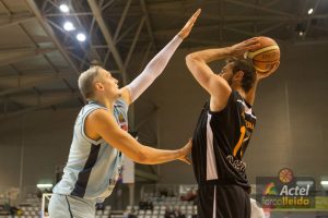 Fernando Fernández, un asturiano para el Oviedo; Alzamora, un año más en Lleida