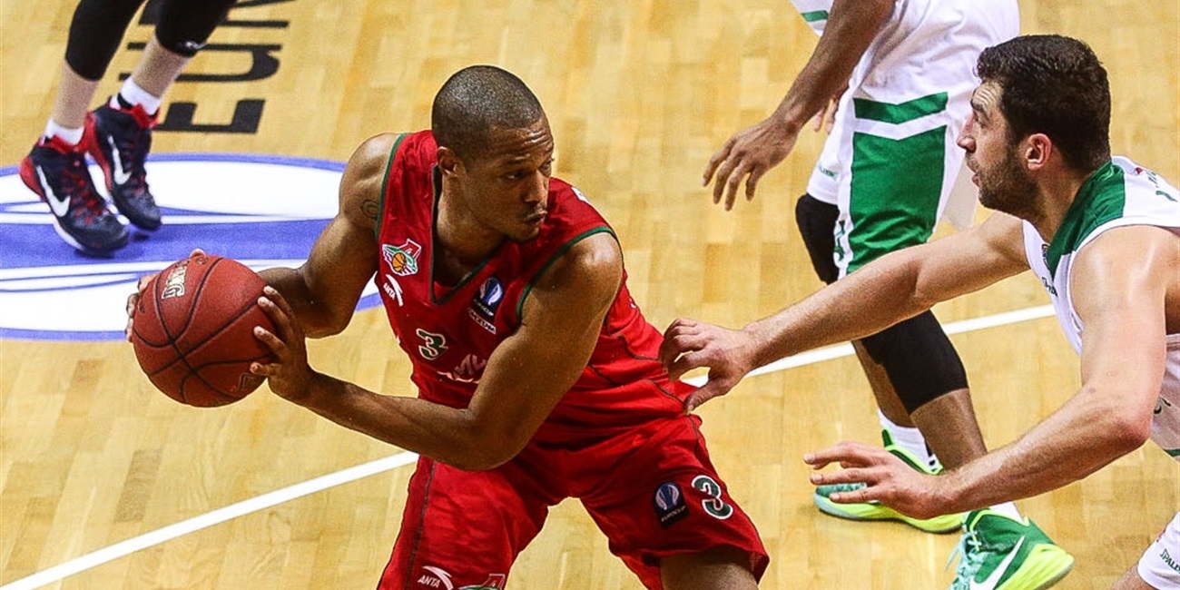 Valencia Basket salva el average en la explosión de Randolph (74-62)