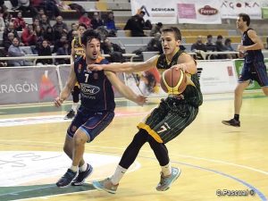 Palencia y Burgos vapulean a Clínicas y Huesca. Coruña, fuerte en Riazor