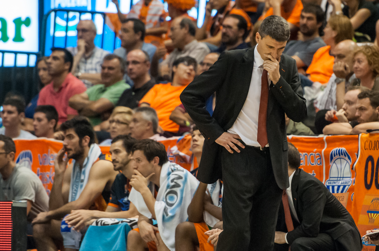 Valencia no aguanta más y despide a Perasovic. Confianza en Carles Durán