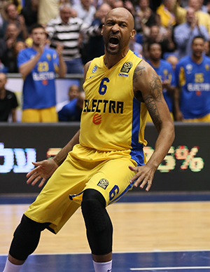 El Real Madrid no puede contra el Maccabi pese a un histórico Felipe Reyes (90-86)