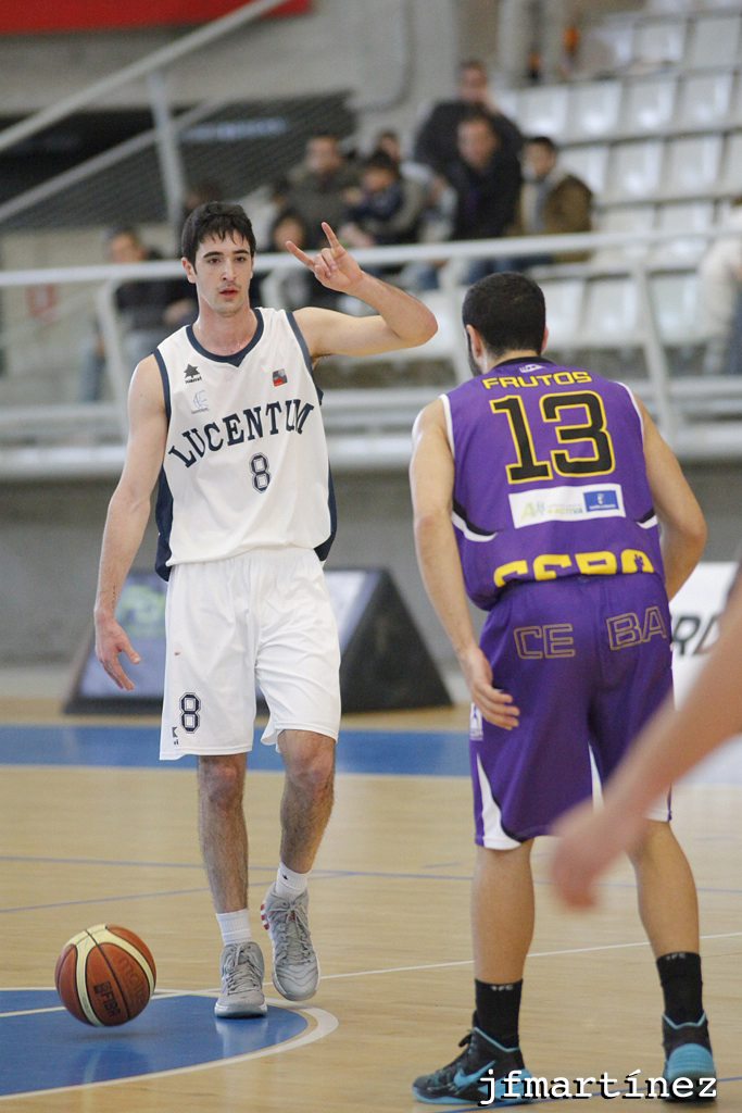 Javier Marín guía al Lucentum. Castelló y Cáceres no fallan.