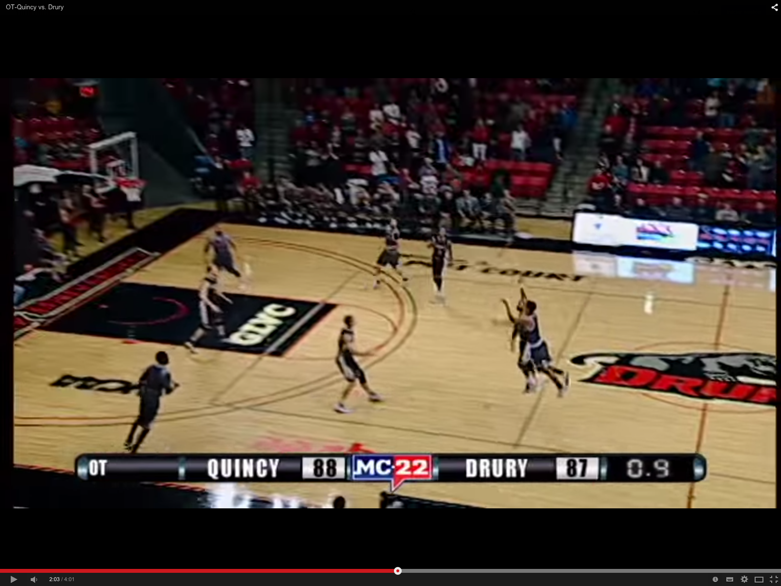 Apoteósico final de partido en NCAAII: dos canastas ganadoras en segundo y medio