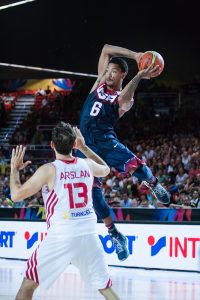 ¡Buenas noticias! Derrick Rose volverá a las canchas para los playoffs