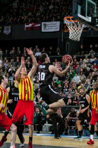 Otra vez Super-Panko, la magia de Colom y el efecto Ibon Navarro, protagonistas