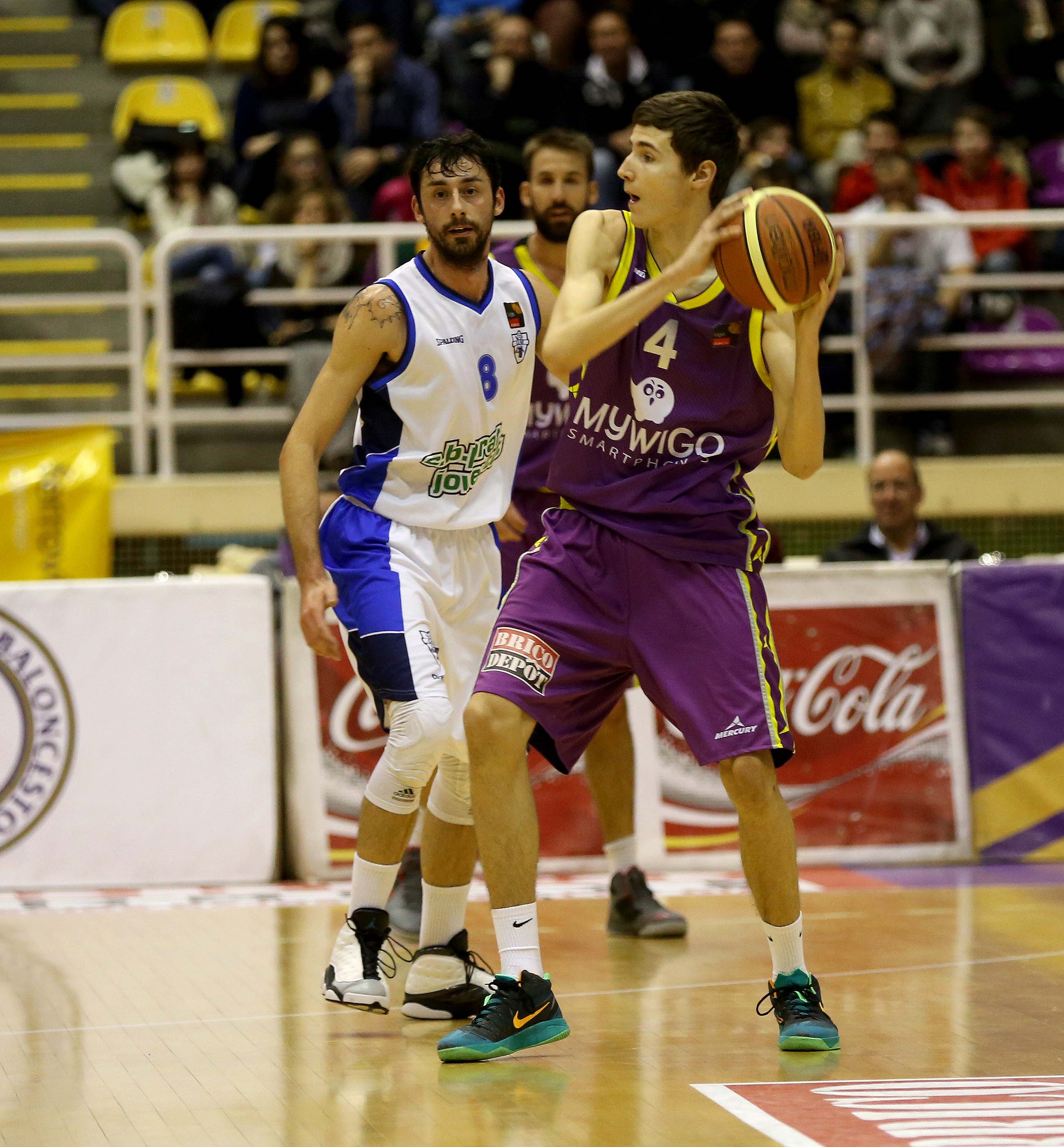 Valladolid, sin piedad ante el Prat. Fieler (38 de valoración) ratifica su MVP