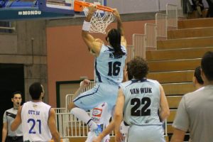 Breogán, líder en solitario. Força Lleida, seis victorias seguidas