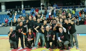 Tercera liga consecutiva de Mondelo en China