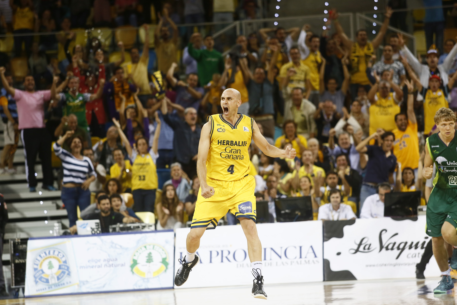 El brillo del novato, la experiencia del veterano: Albert Oliver